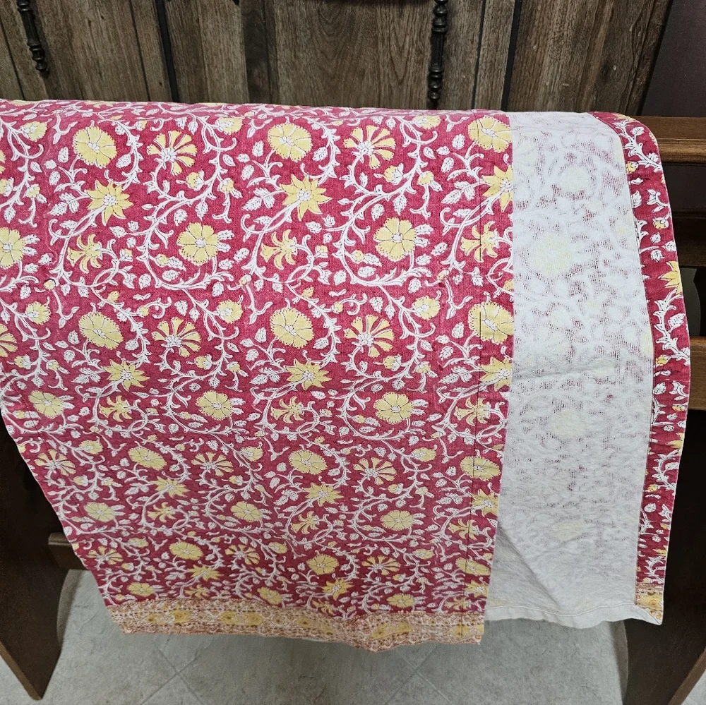Pottery Barn French Country Red Yellow Floral Paisley Cotton Runner 16 X 90 EUC